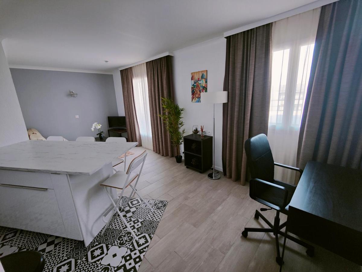 Incroyable T2 La Defense - Parking Gratuit Apartamento Courbevoie Exterior foto